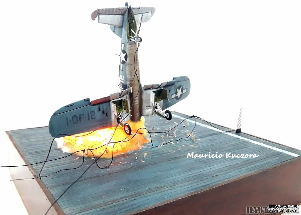 “海盜殘骸”場景模（mó）型：生動再現1945年F4U戰（zhàn）鬥機(圖3)
