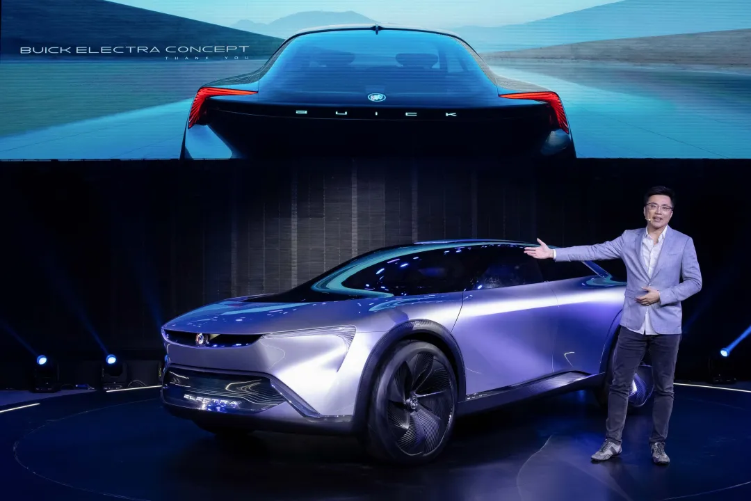 當你還在看概念（niàn）車發（fā）布會直播時（shí），學長的模型已(圖1)