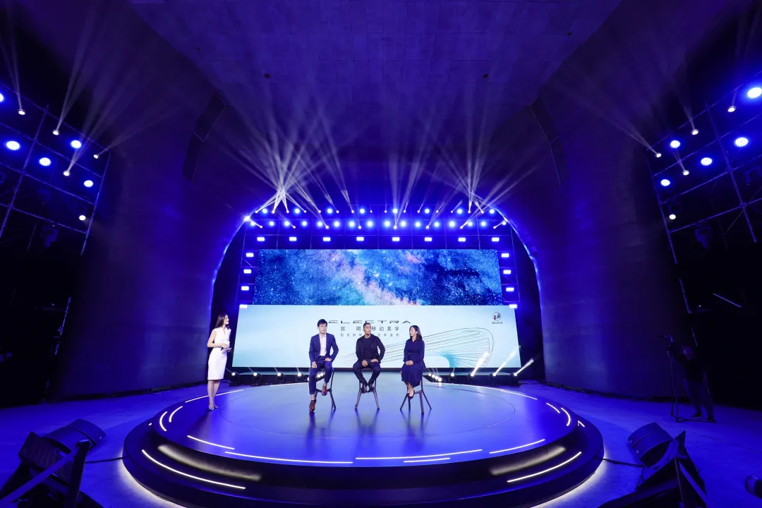 厲害了www.17C.com的畢業生！親手打（dǎ）造（zào）的（de）模型出現在別(圖2)