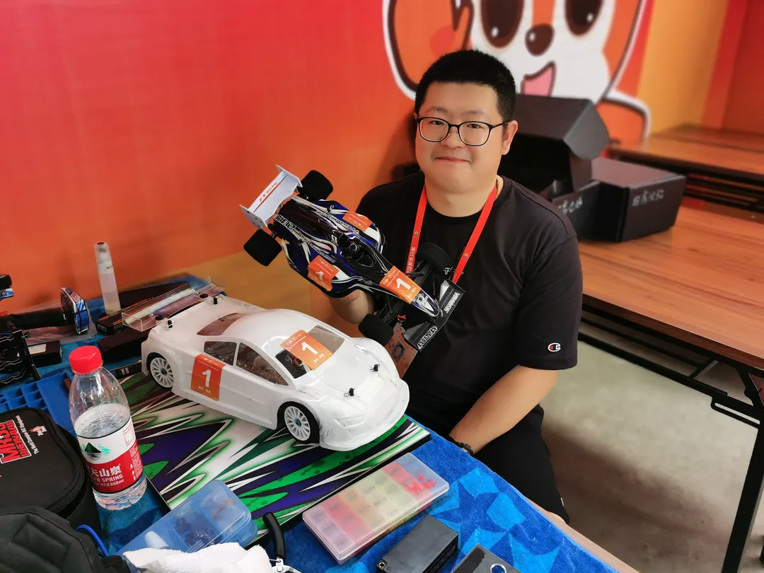 風馳電掣！省四體會車（chē）輛模型比賽精彩上演(圖6)