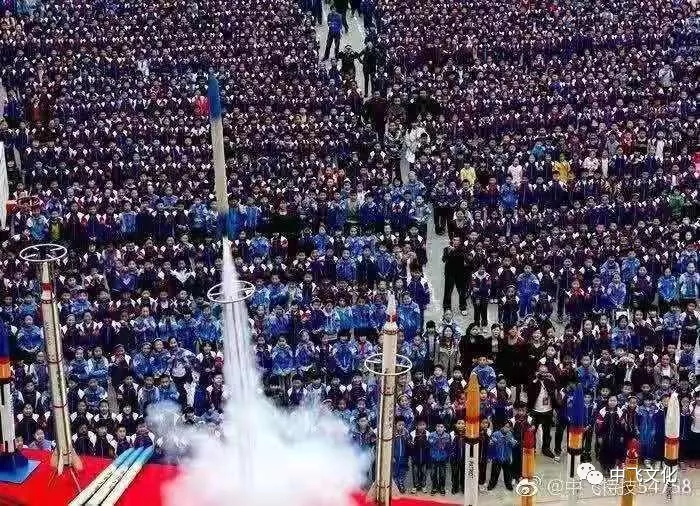 海陸（lù）空航模展演(圖1)