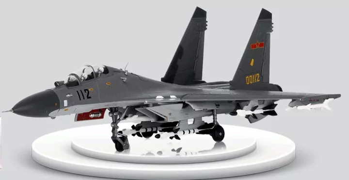 設計（jì）航模（mó）17年，他以軍事模型澆（jiāo）鑄航空夢 | 百業(圖3)