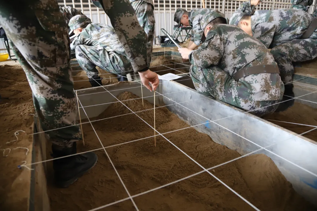 軍事沙盤模企業經營沙盤模擬(nǐ)實訓心得(dé)型(xíng)(圖6) 軍事(shì)沙盤模企業經營沙盤模擬(nǐ)實訓心(xīn)得型(xíng)(圖6)