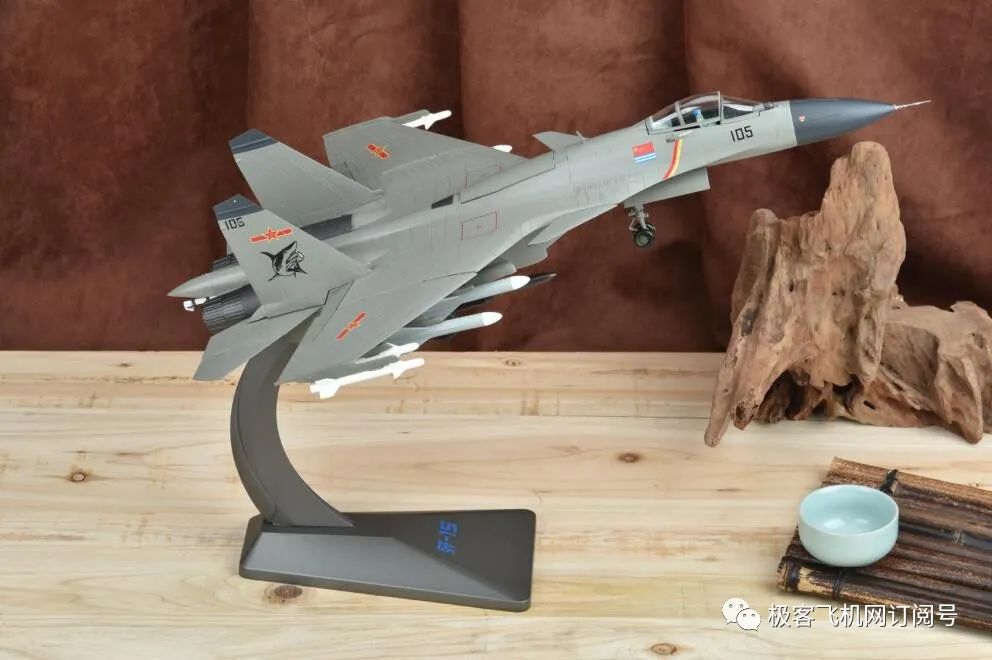 殲-15、殲-20戰鬥(dòu)機模型,高(gāo)仿真等比例縮放(fàng),高(圖1) 殲-15、殲-20戰(zhàn)鬥機模型,高仿真等比例縮(suō)放,高(圖1)