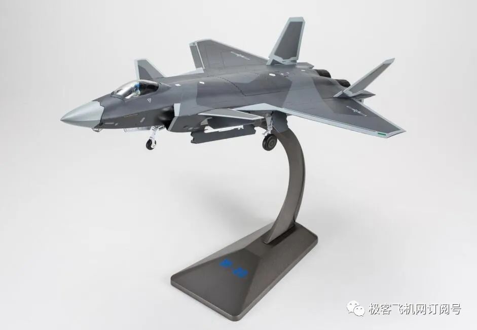 殲-15、殲-20戰鬥(dòu)機模型,高仿真等比(bǐ)例縮放,高(圖6) 殲(jiān)-15、殲-20戰鬥機(jī)模型,高仿真等比例縮放,高(圖6)