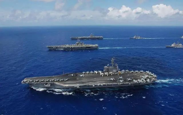 用東風導彈打美國航(háng)母,幾枚可以搞定(dìng)?專家給(圖(tú)1) 用東風導(dǎo)彈打美國航母,幾枚可以搞定?專家給(圖1)