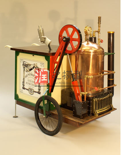 "蒸汽動力"雞（jī）尾酒搖床模型